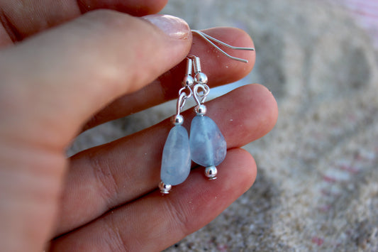 Boucles d'oreilles pendantes en aigue-marine